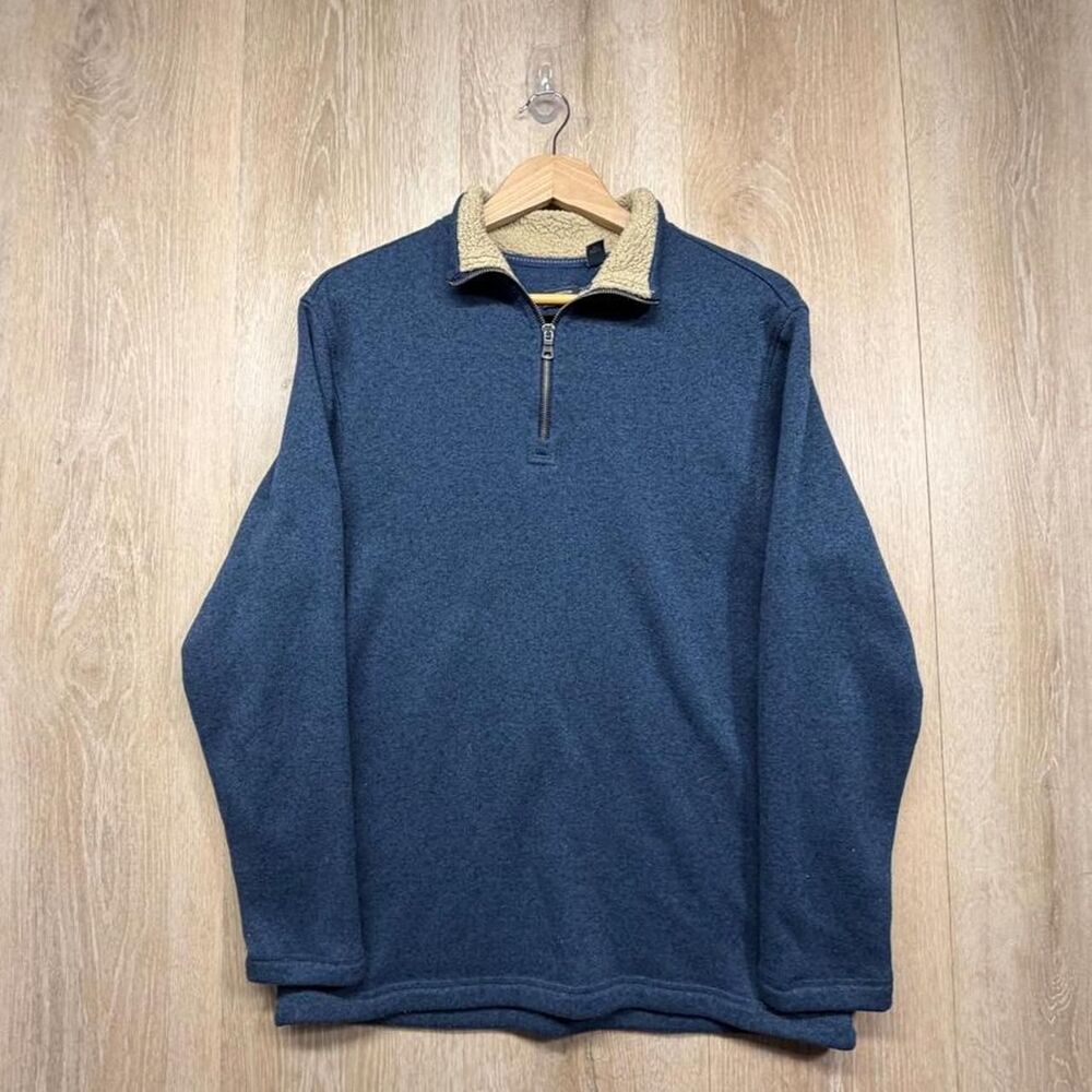 Arrow Men's Blue and Navy Sweatshirt